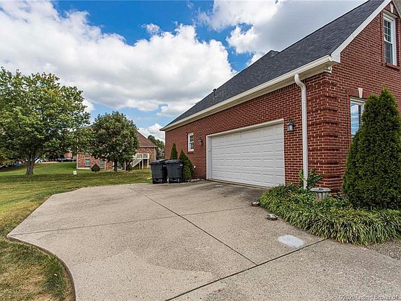 5th image of 3605 Sawgrass Blvd