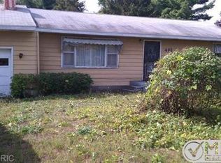 461 S Maple Island Rd, Muskegon, MI 49442