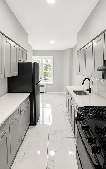 1270 Clinton Pl #101 — Photo 2