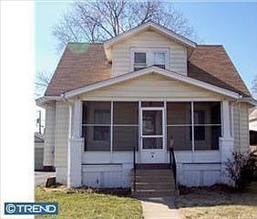 5th image of 4 Adelphia Ave