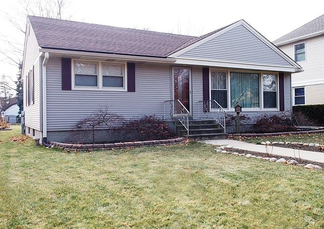 1st image of 1431 E Forest Ave