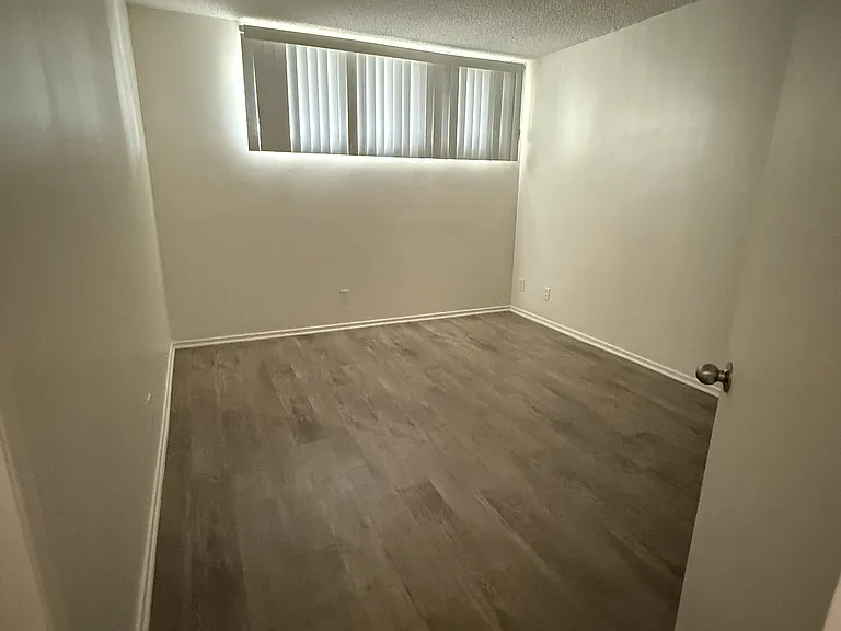 412 Culver Blvd #8 — Photo 10