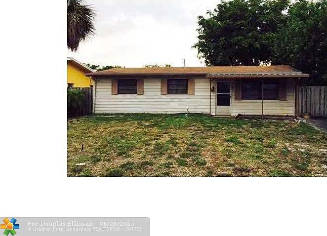 2nd image of 1471 SW 28th Ave