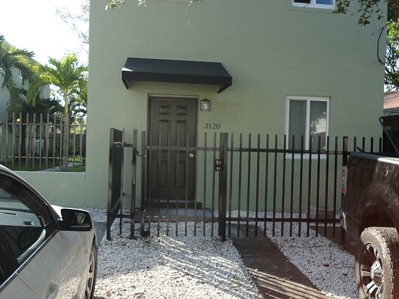 2nd image of 3120 Hibiscus St