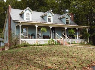 1126 Rockhouse Rd, Hohenwald, TN 38462