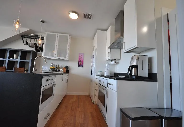 658 Massachusetts Ave #3 — Photo 11