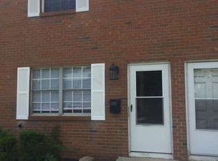 1133 McCarley Dr E, Columbus, OH 43228