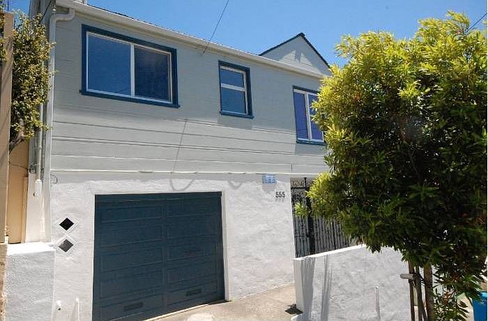 1st image of 555 Prentiss St
