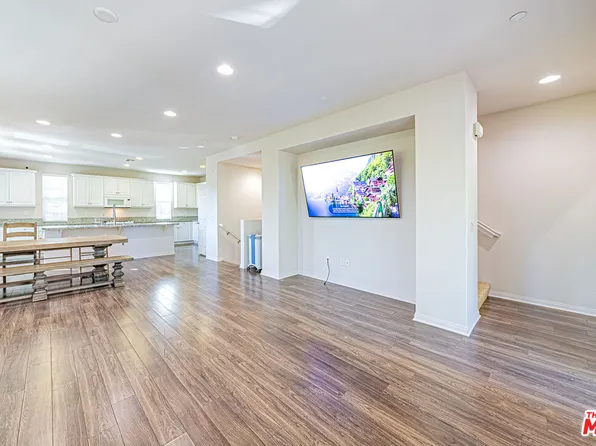 1390 Clementine Way, Fullerton, CA 92833