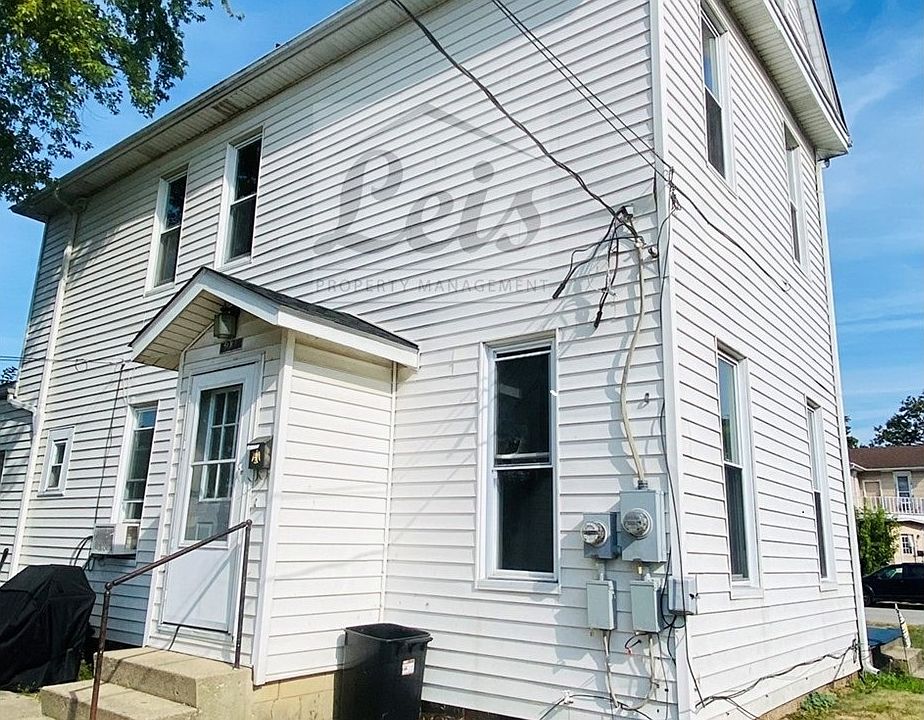 1st image of 323 1/2 N Sugar St #1