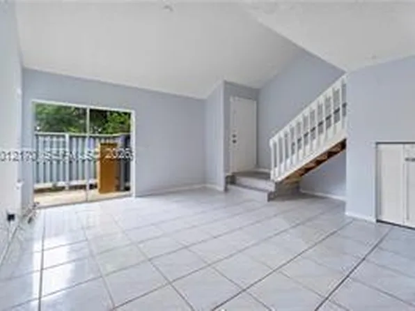 2024 Champions Way, North Lauderdale, FL 33068