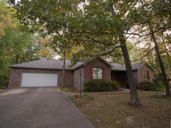 230 Old Farm Rd, Paducah, KY 42001