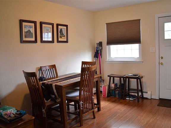 4th image of 152 Village Dr