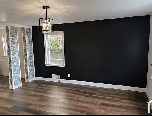 3 bed, $2,350 — Photo 2