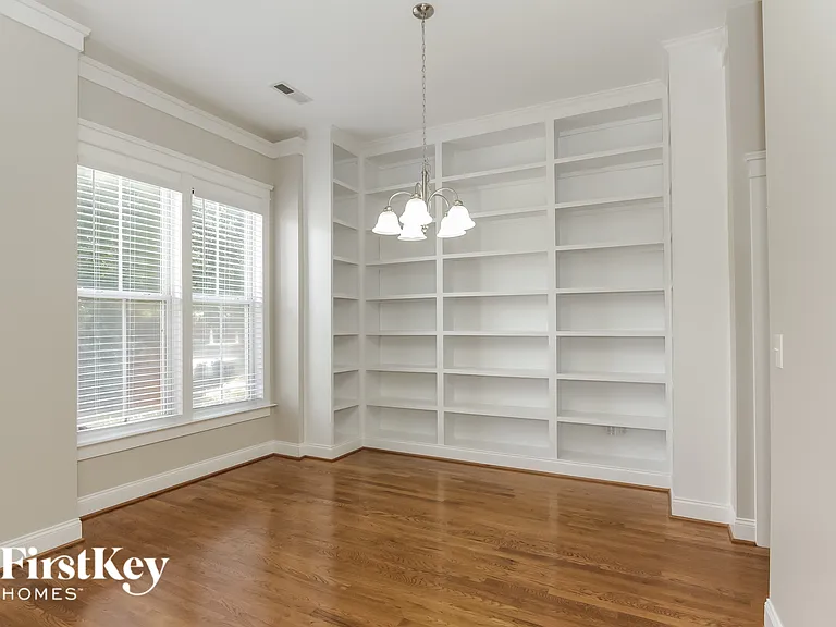 15104 Norman View Ln — Photo 5