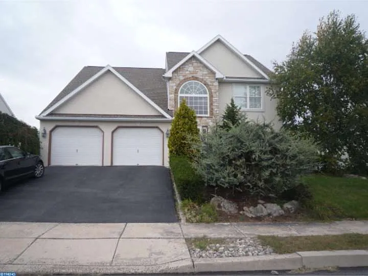 1202 Earl Rd photo 1