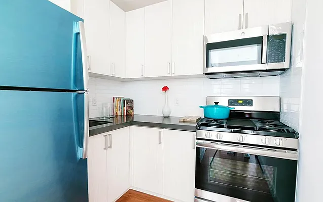 Rented by Oxford Property Group | media 9