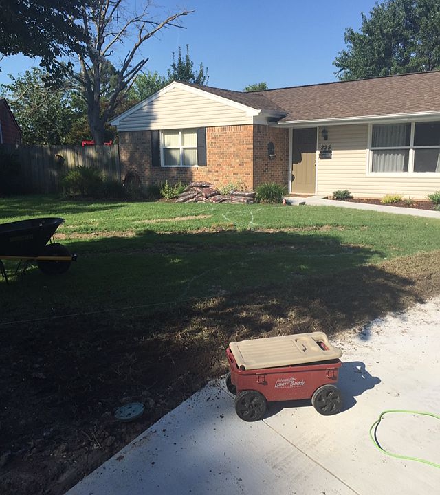 1st image of 225 Brentwood Cres