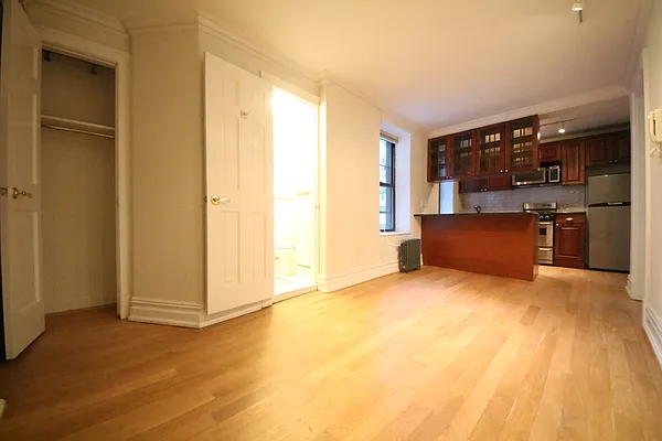 Rented by (Legacy) NY Quality Living Uptown | media 14