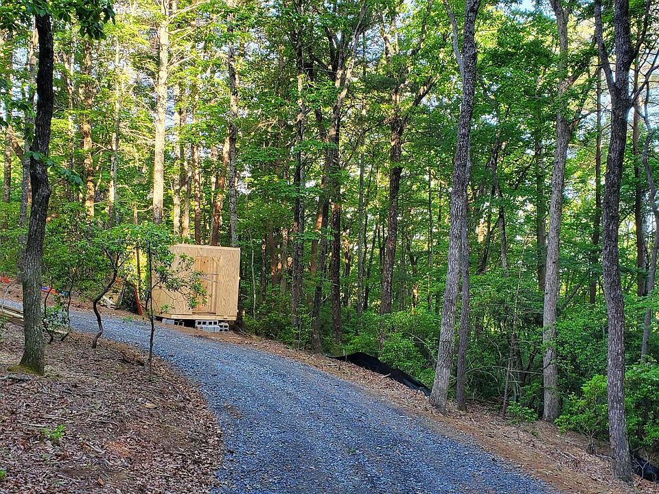 2nd image of Peach Ln