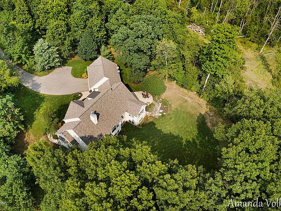 5th image of 4960 Shiloh Dr NE