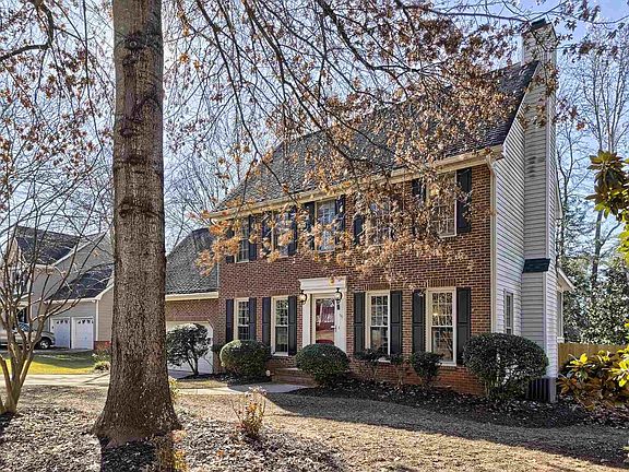 4th image of 505 Thornewood Ct