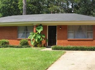 607 Pinecrest Rd, Prattville, AL 36067