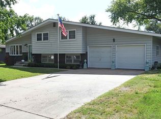 1943 Belmont St, El Dorado, KS 67042