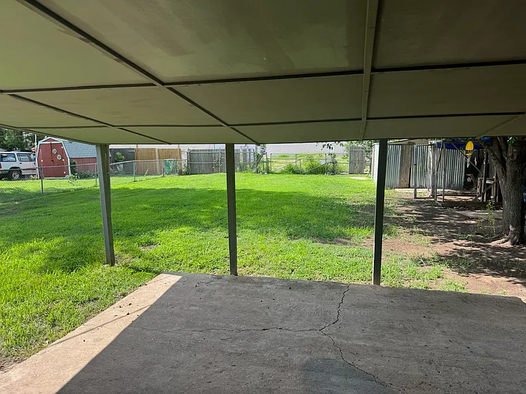 2908 SW 65th Pl — Photo 7