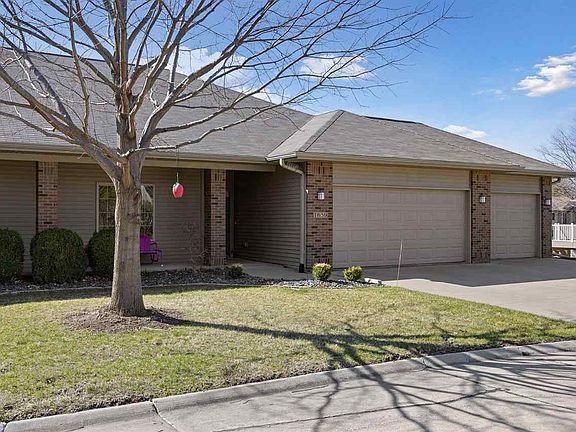 2nd image of 1659 Clifford Ln