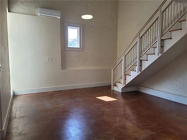 4877 Laurel St #C — Photo 6