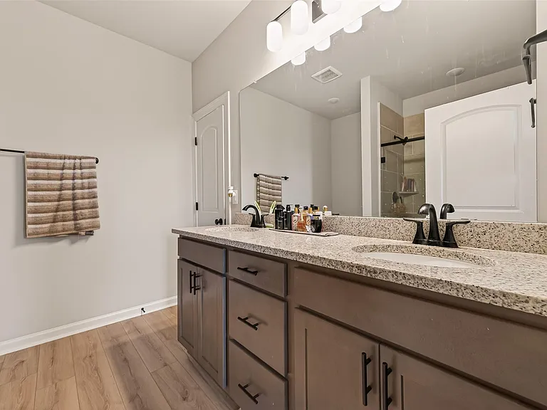 1010 Gentle Nook Dr — Photo 35