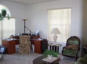4th image of 2635 Canterbury Cir