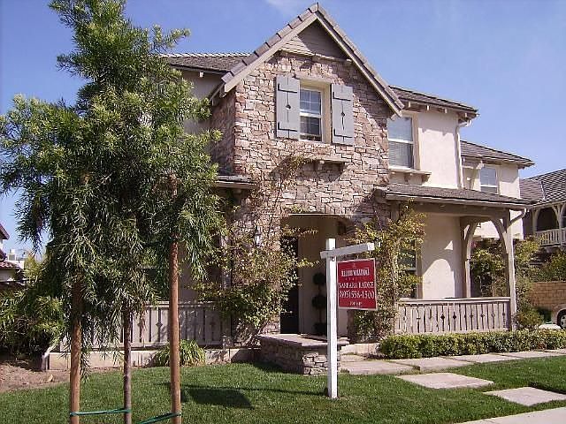 1st image of 3141 Canopy Dr