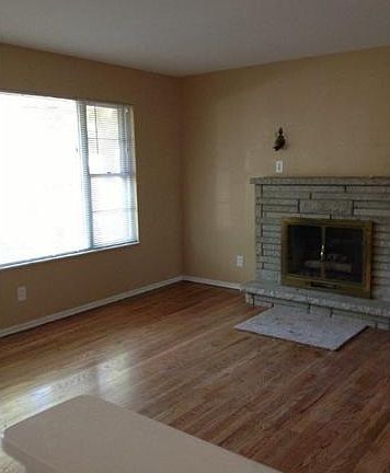 2nd image of 3720 Cordes Dr