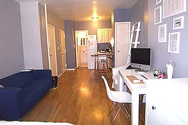 Rented by R New York