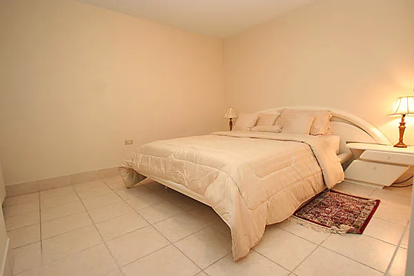 Rented by City Connections Realty | media 4