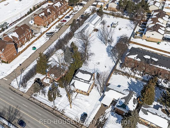 3rd image of 53 McLaughlin Rd N