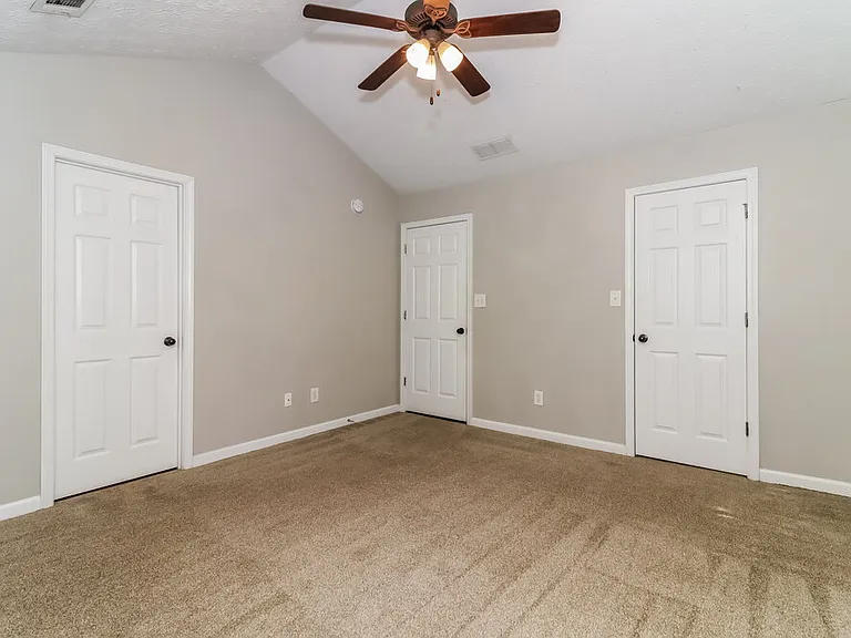 97 Summer Creek Dr — Photo 10