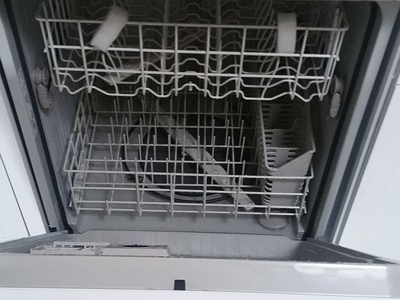 Brand new dishwasher