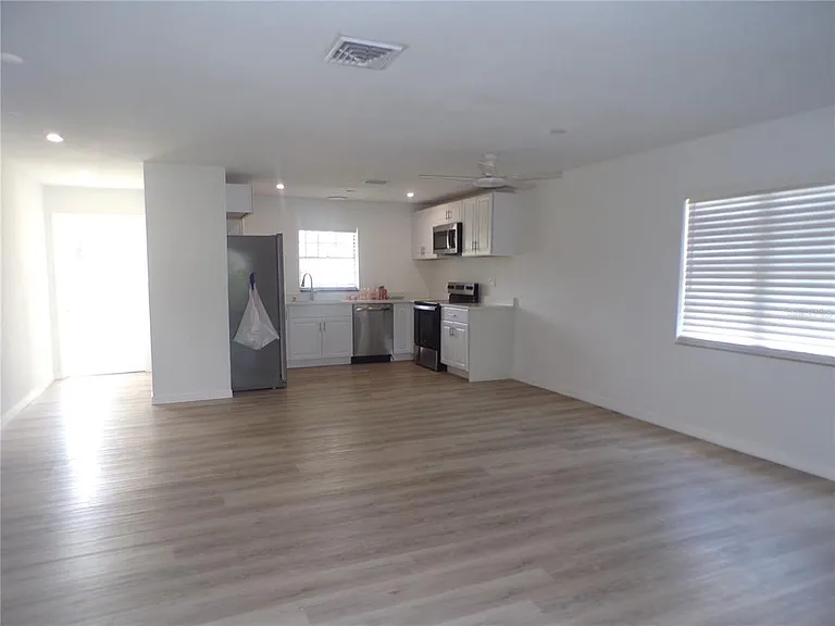 421 Orchid Dr — Photo 7