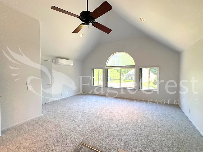 1211 Yellowhawk Way #B — Photo 12