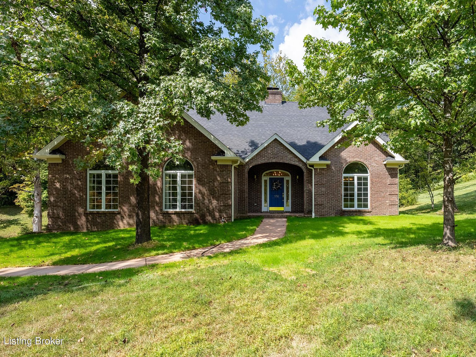 136 Windsor Ave, Bardstown, KY 40004 MLS 1645728 Zillow