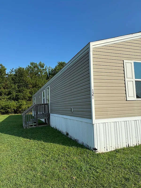 Weaver Estates — Photo 1