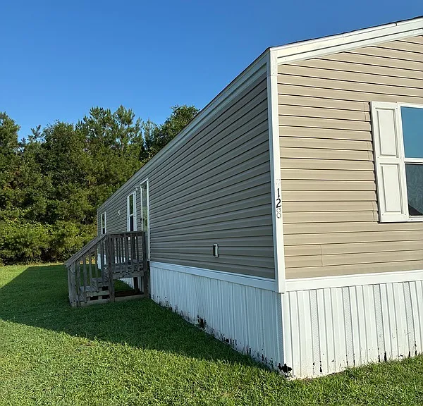 128 Weaver'S Cir — Photo 1