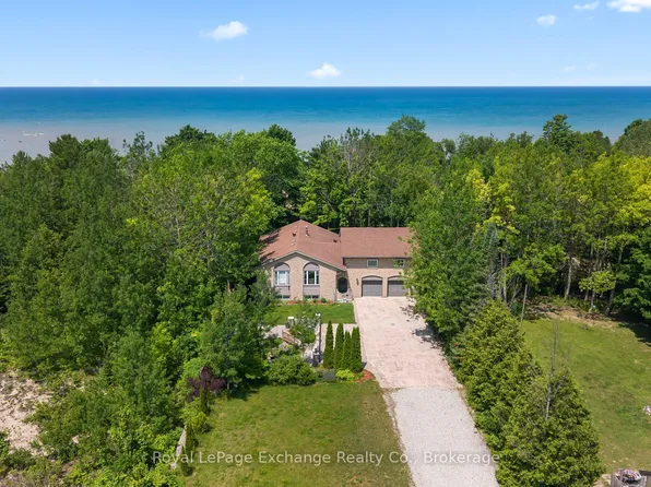 71 Upper Lorne Beach Rd, Kincardine, ON N0G 2T0