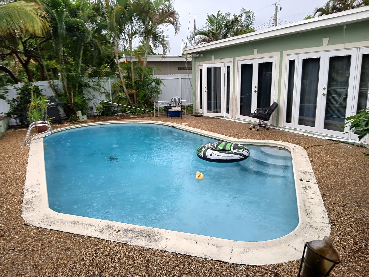 1 bed, 1500 sqft, $1,100 — Photo 4