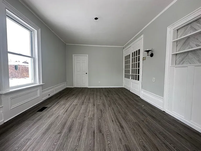 57 Marmora St #A — Photo 9