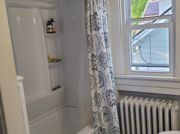 74 Van Schoick Ave, Albany, NY 12208