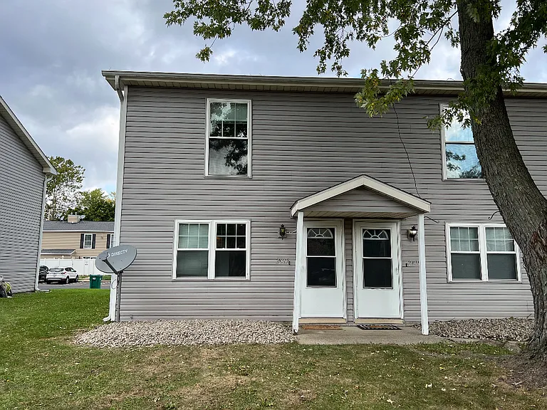 2017 Yorktowne Dr — Photo 1